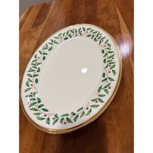 Lenox Holiday Dimension Oval Platter 16” x 12” Holly Berry Gold Trim